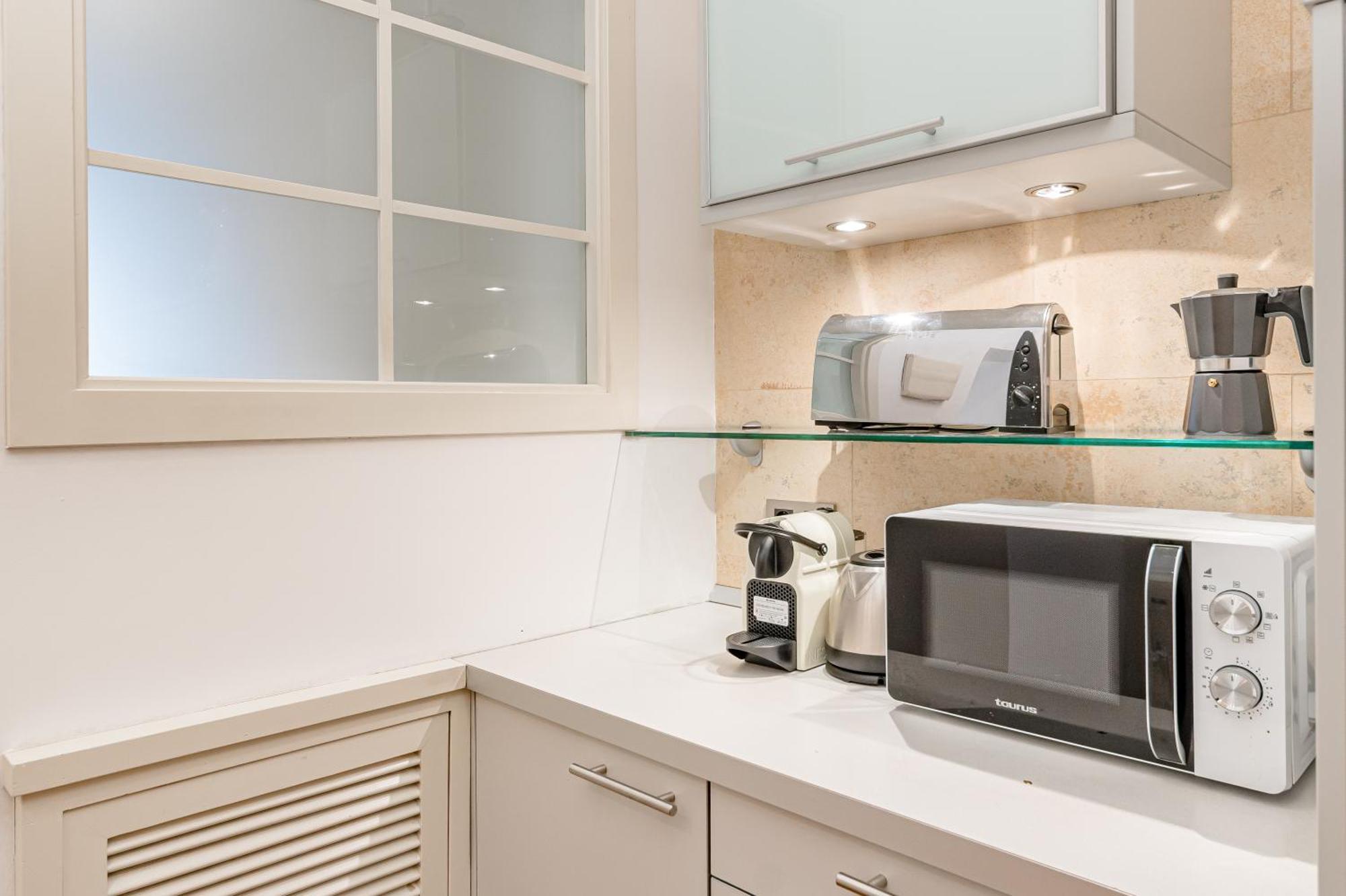 Heima Wonderful Loft In The Historic City Center 马德里 外观 照片